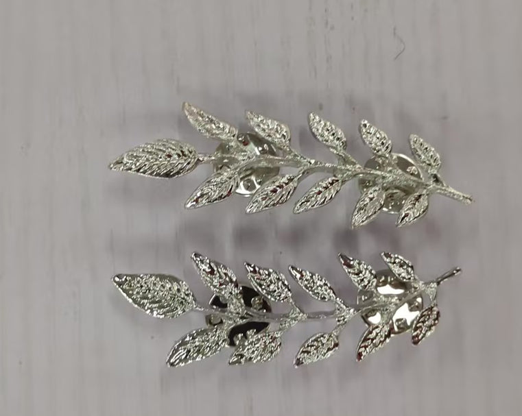 Leaf collar needle leaf brooch - AmiraMart