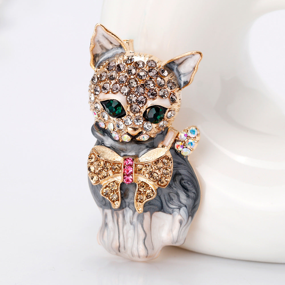 Fashion Personality Cute Green Eyed Kitten Brooch - AmiraMart