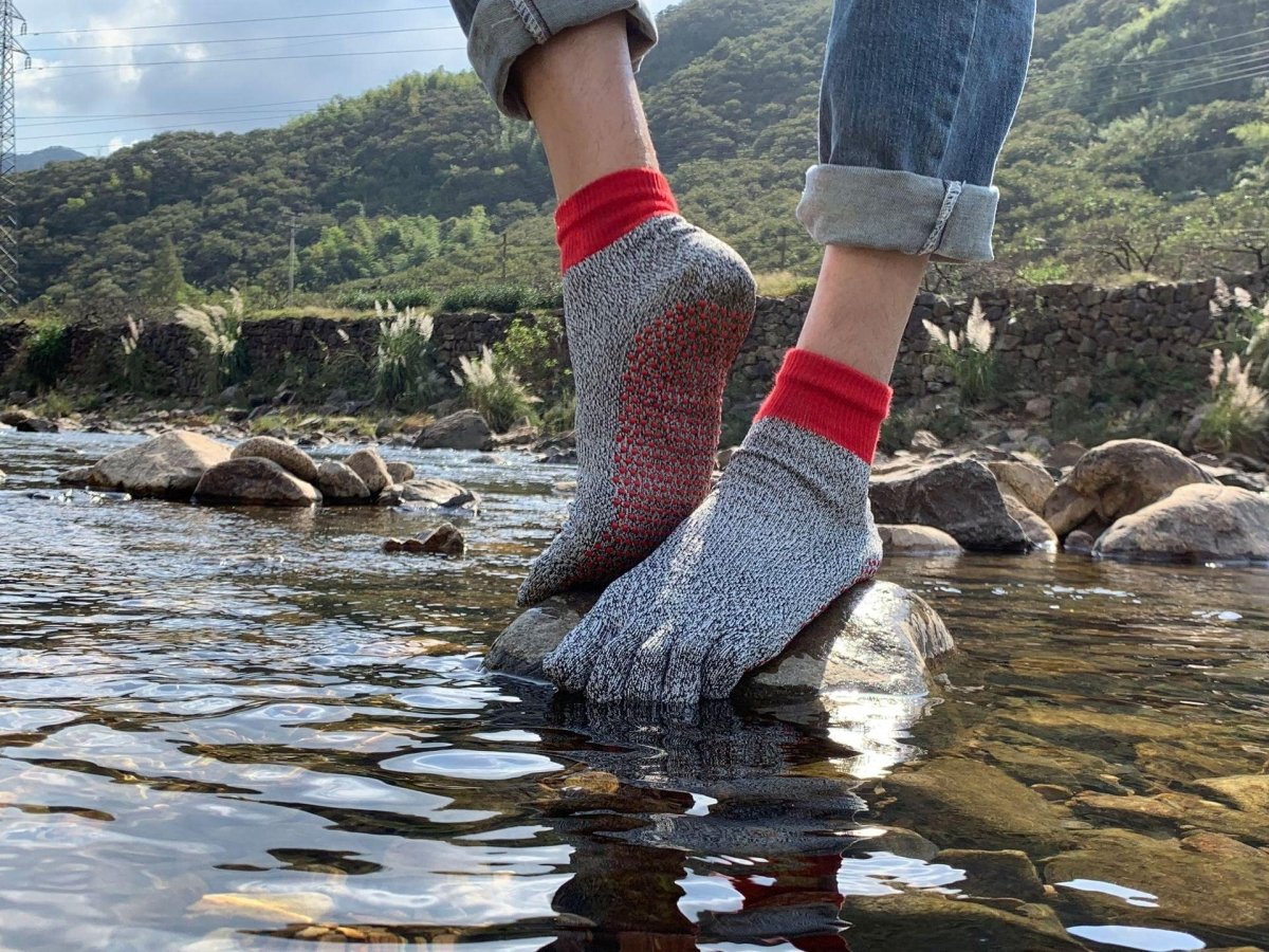 Anti Cut Protective socks - AmiraMart