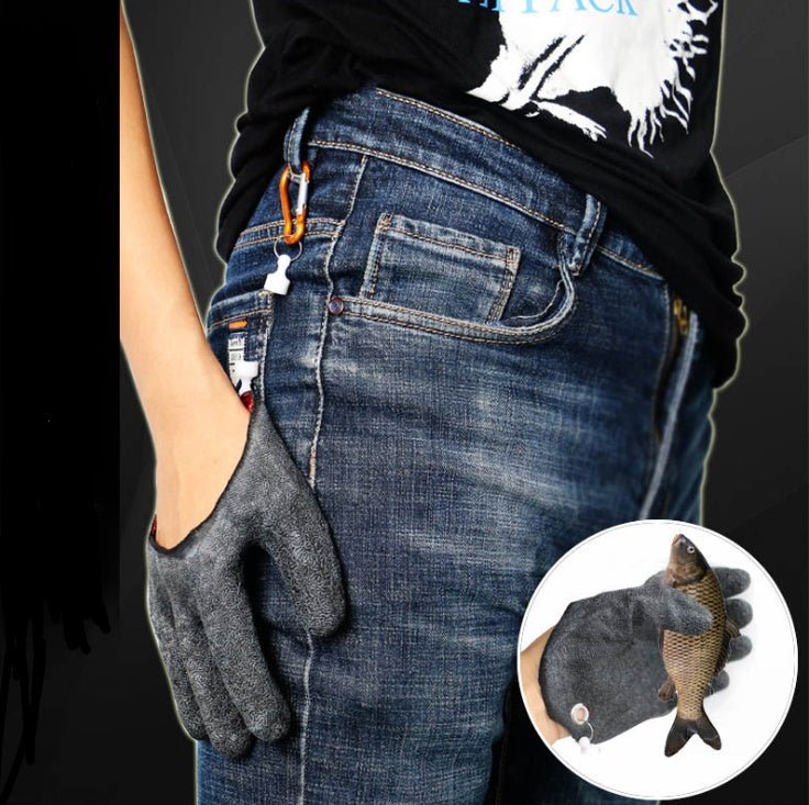 Anti - Slip Fishing Gloves – Puncture & Scrape Protection - AmiraMart