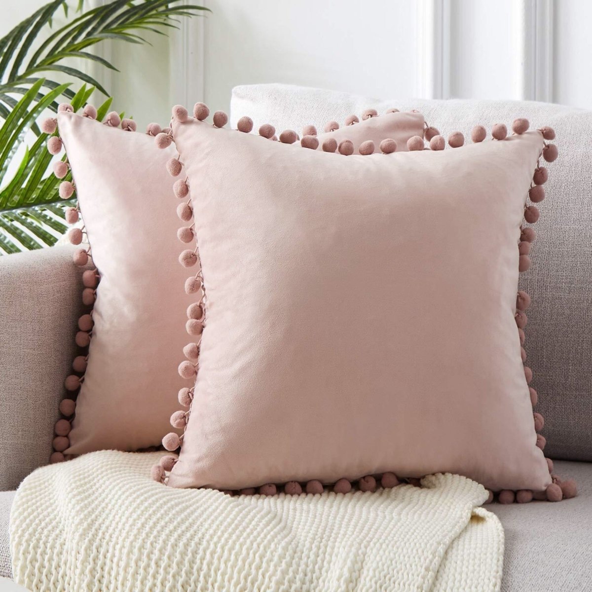 Ball Lace Pillow - AmiraMart