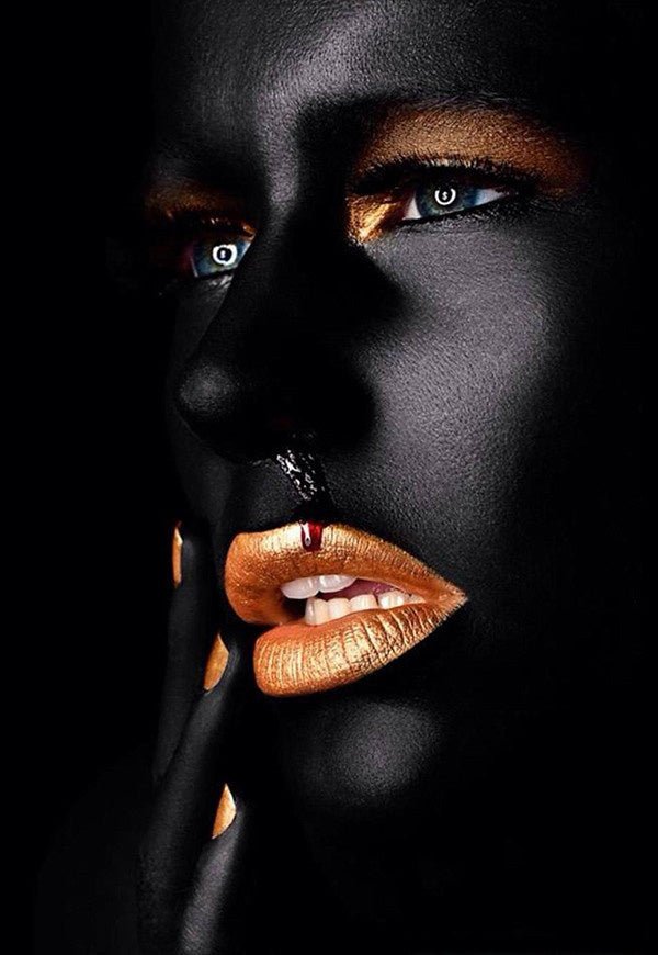 Black Gold Women's High - definition Print Canvas Oil Painting - AmiraMart