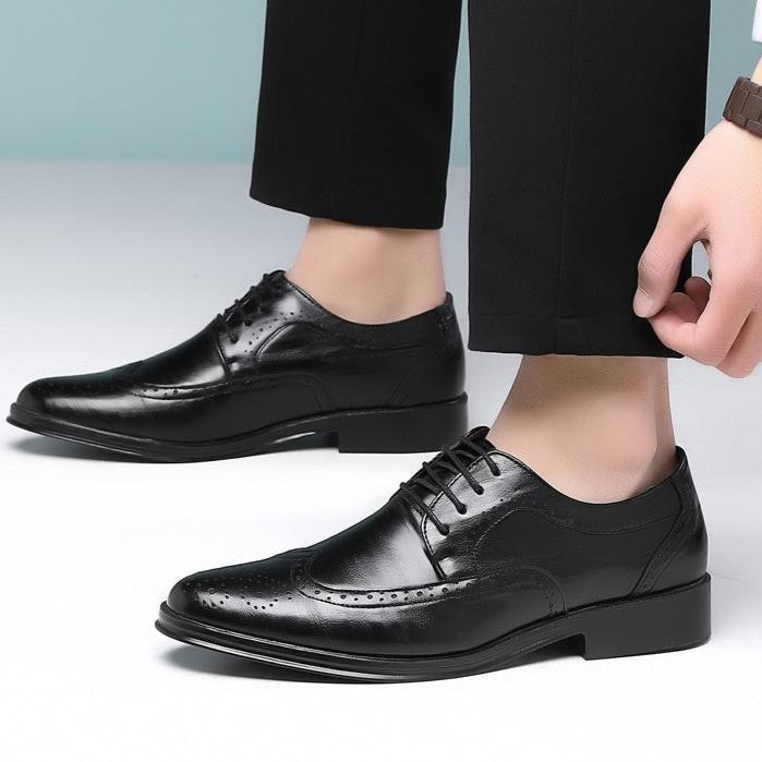 Block Carved Casual Leather Shoes For Men - AmiraMart