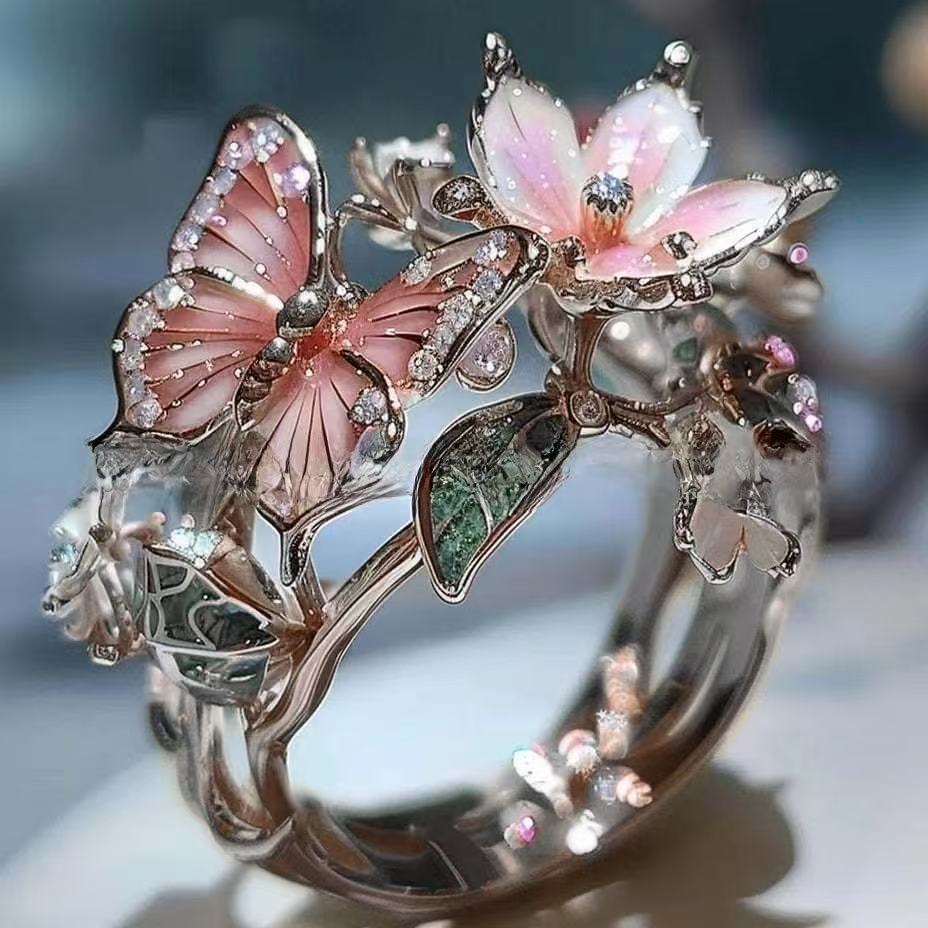 Butterfly Rhinestone Ring - AmiraMart