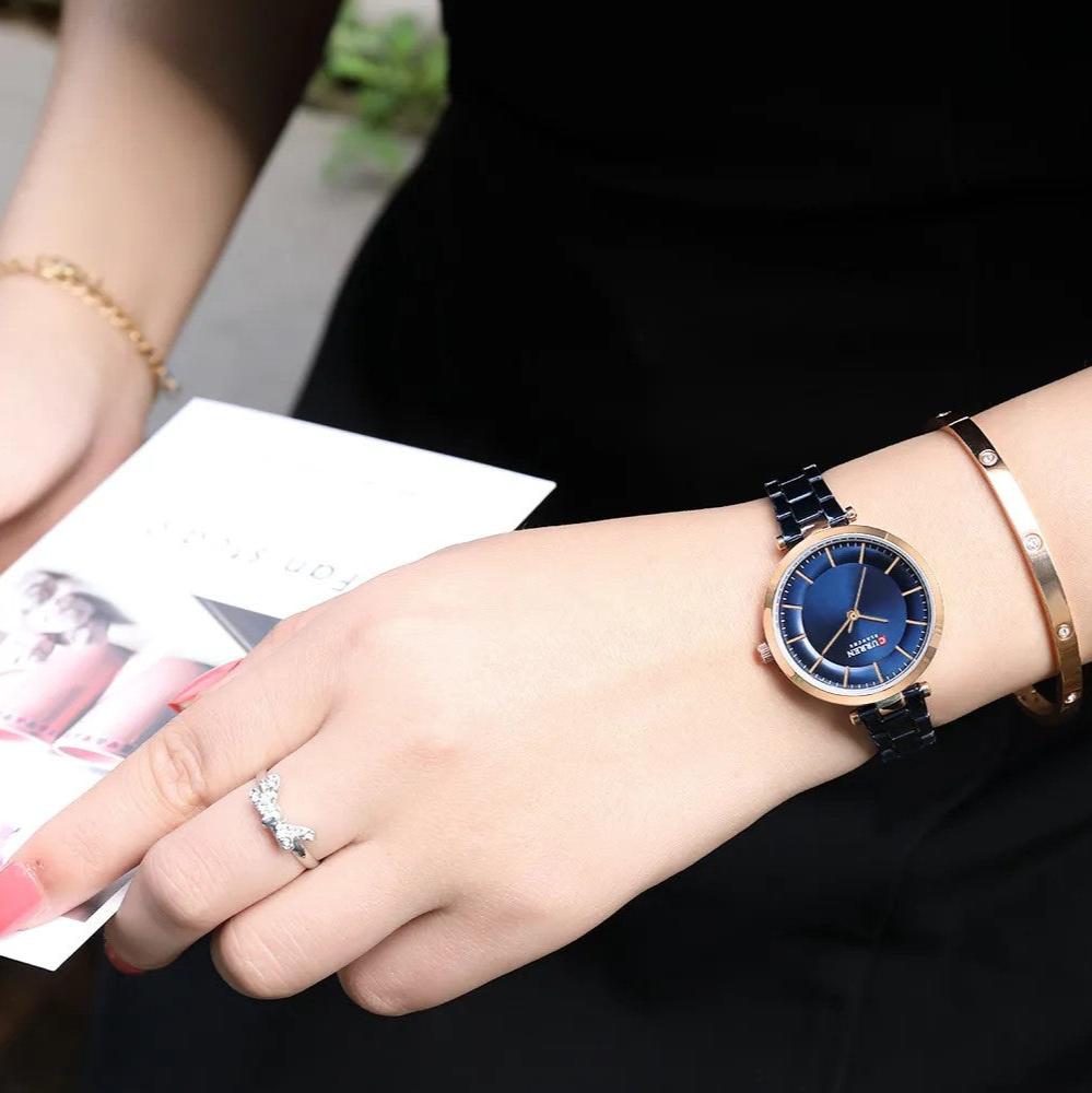 Casual Fashion Women's Quartz Watch - AmiraMart