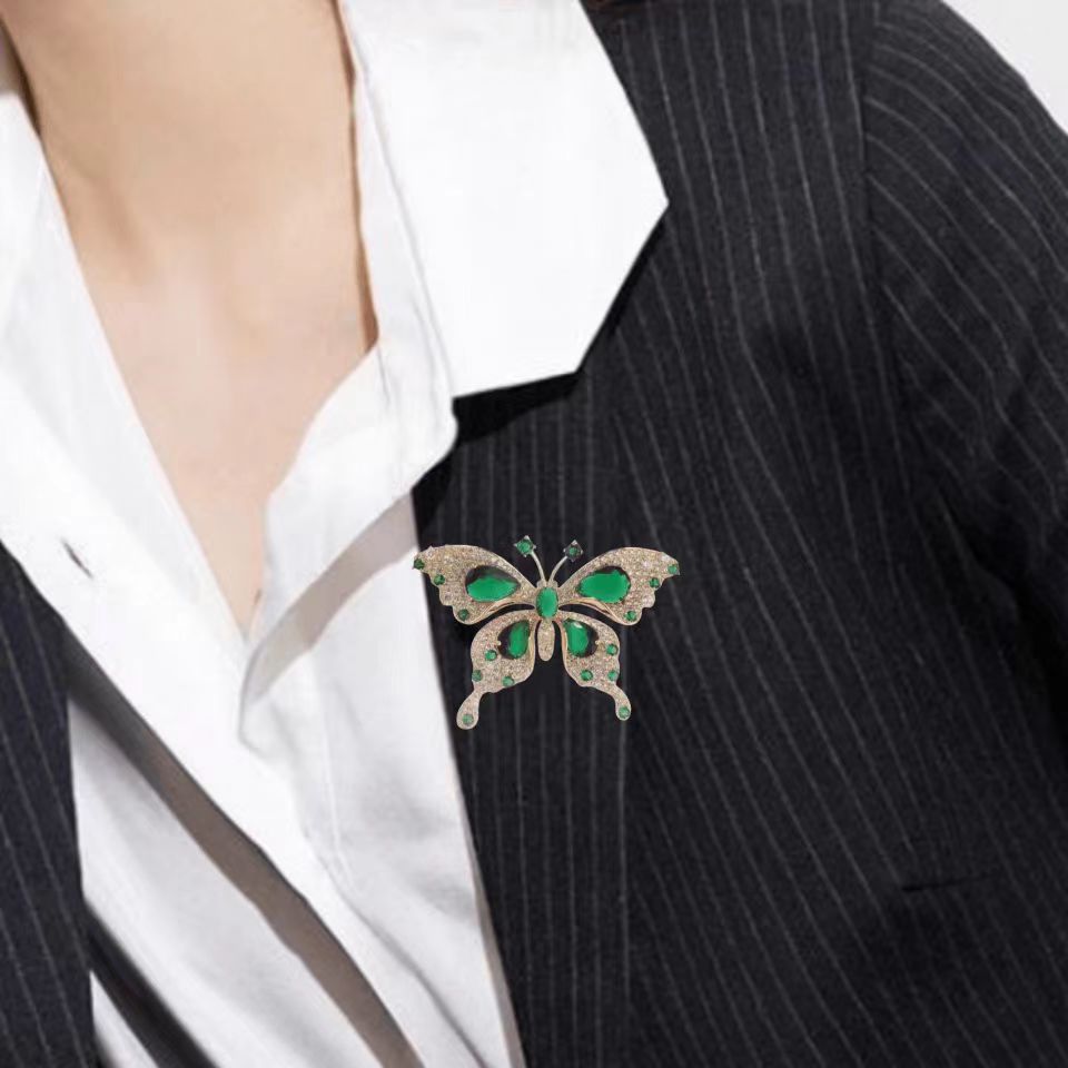 Light Luxury Emerald Butterfly Brooch - AmiraMart