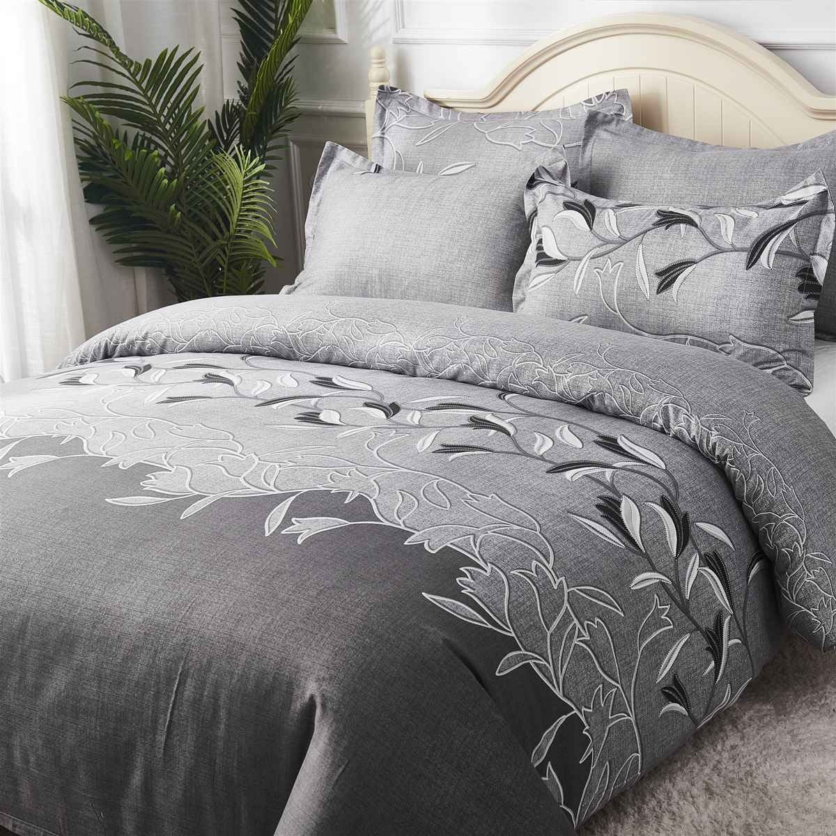 Embroidered Print 3 - Piece Quilt Cover Set - AmiraMart
