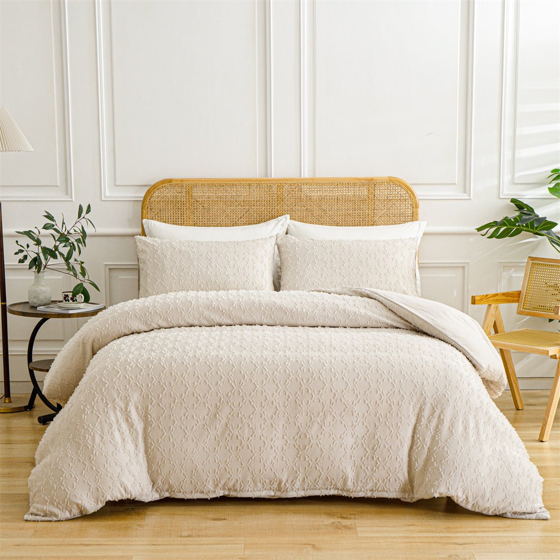 European And American Supplies Cut Flower Tufted Plain Quilt Set - AmiraMart