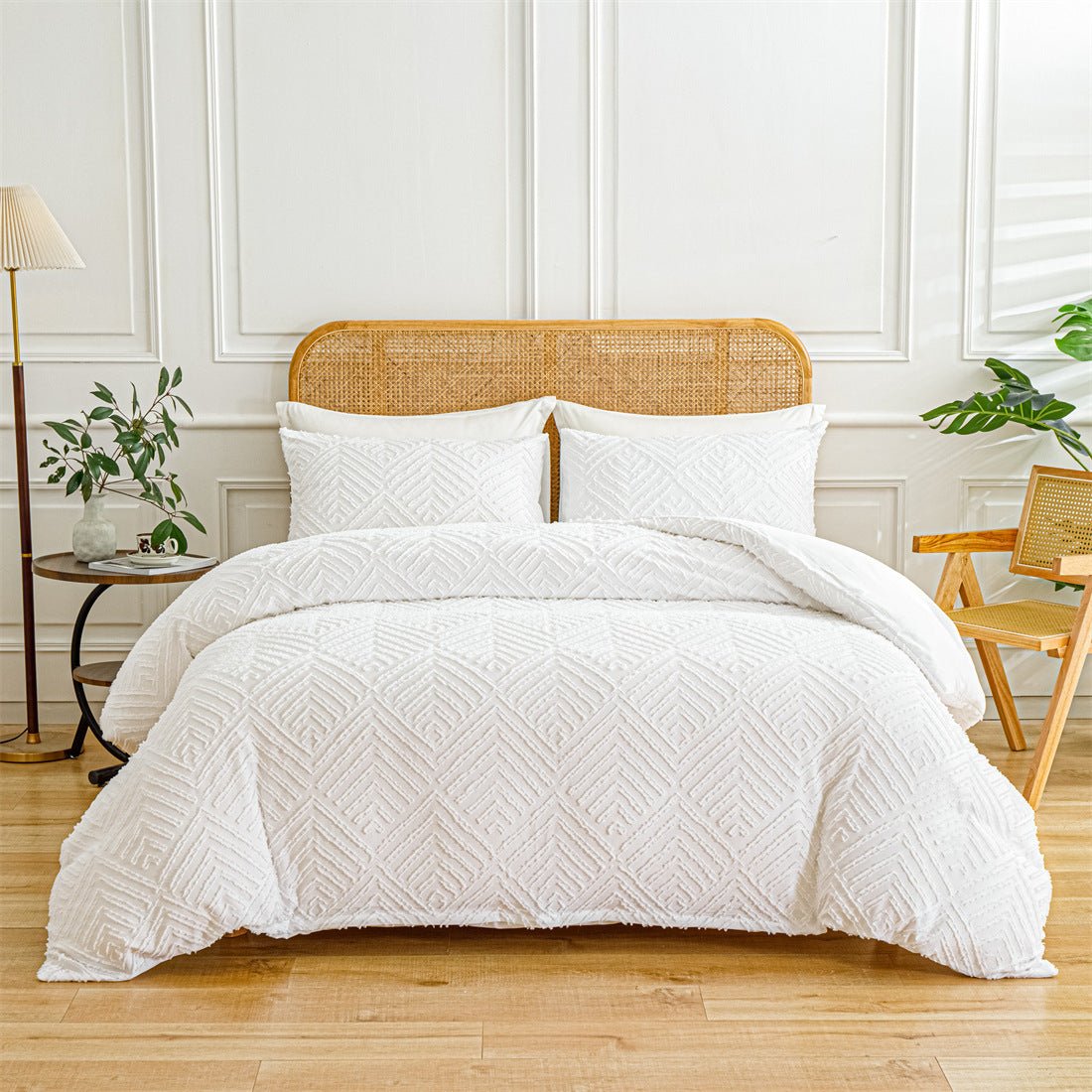 European And American Supplies Cut Flower Tufted Plain Quilt Set - AmiraMart
