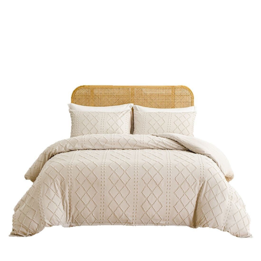 European And American Supplies Cut Flower Tufted Plain Quilt Set - AmiraMart