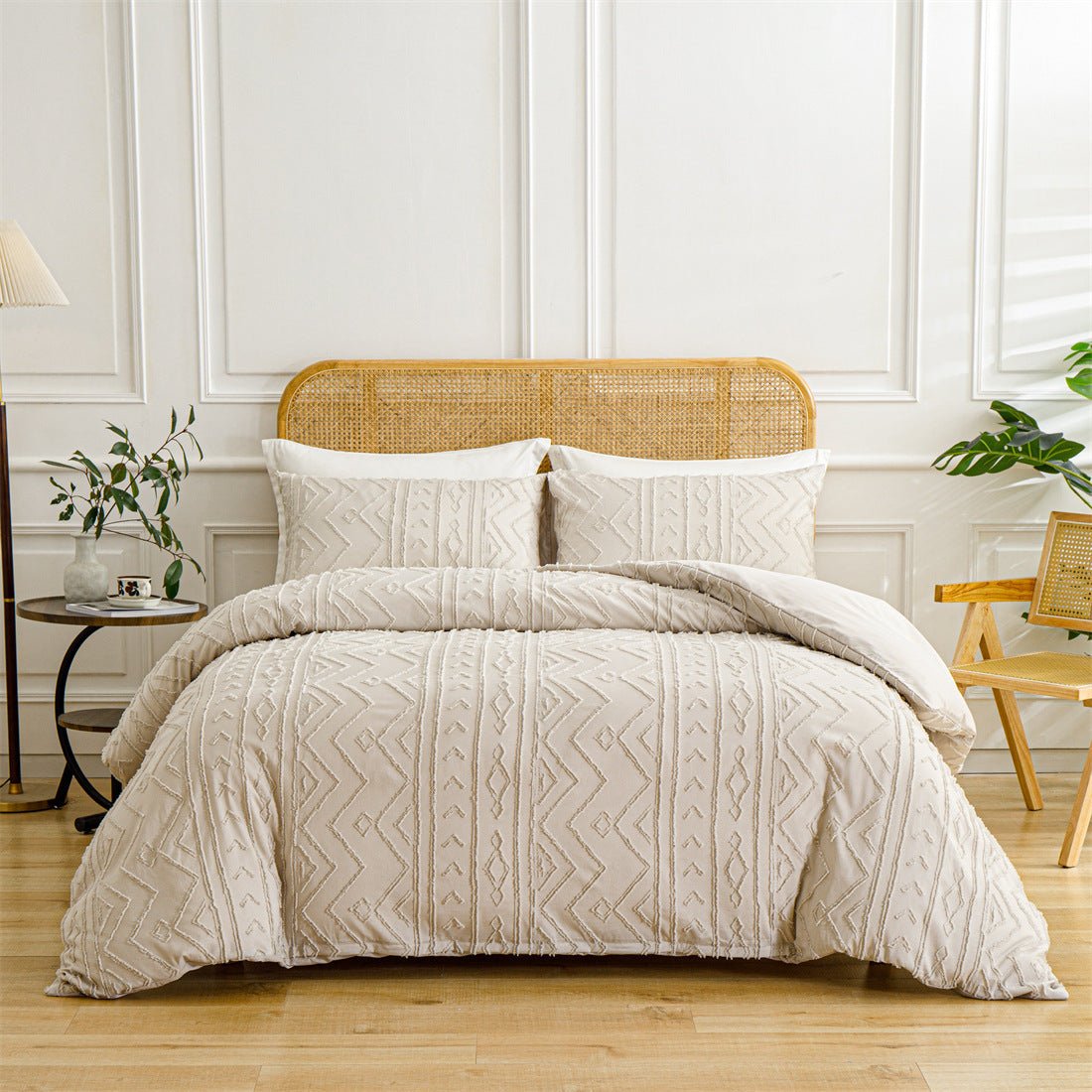 European And American Supplies Cut Flower Tufted Plain Quilt Set - AmiraMart