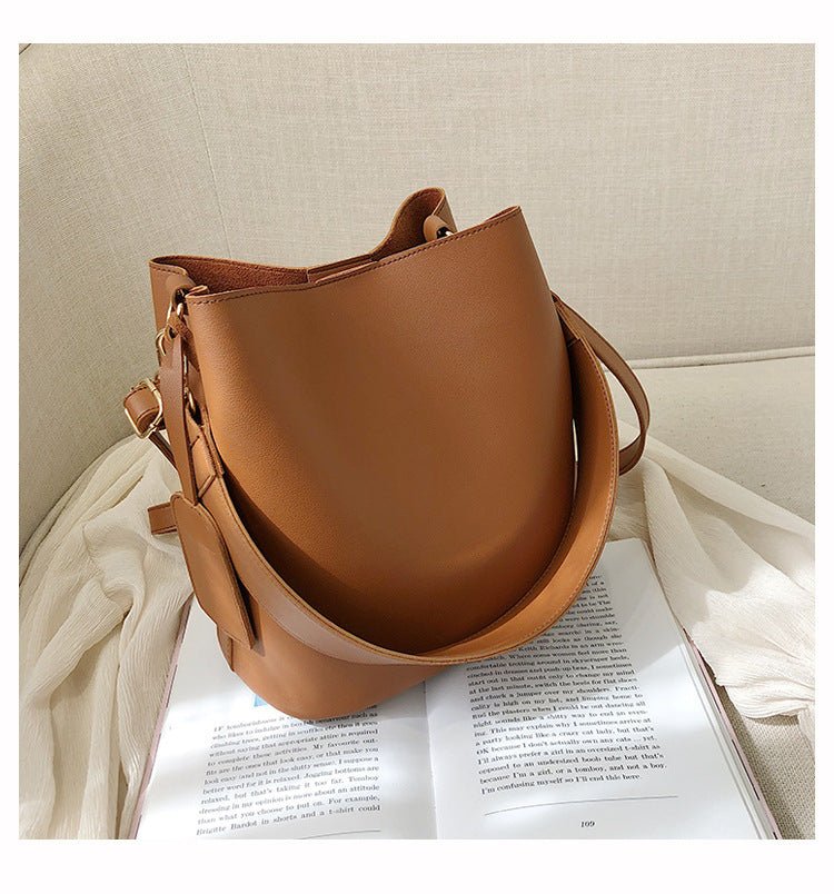 Fashion Broadband Simple Messenger Bag - AmiraMart