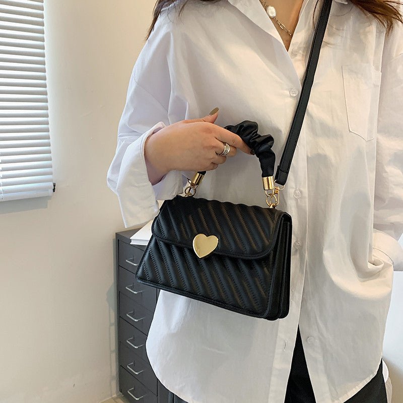 Fashion Chain Shoulder Bags With Love Metal Design - AmiraMart