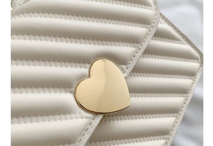 Fashion Chain Shoulder Bags With Love Metal Design - AmiraMart