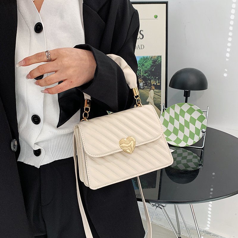 Fashion Chain Shoulder Bags With Love Metal Design - AmiraMart