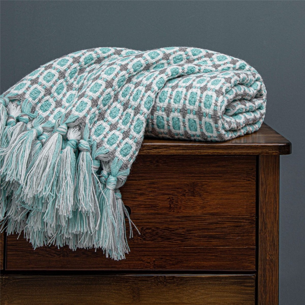 Fashion Knitted Solid Color Sofa Tassel Blanket - AmiraMart