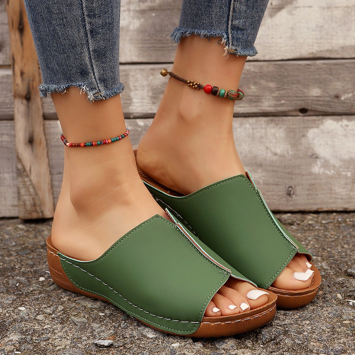Fashion Solid Wedge Sandals - AmiraMart