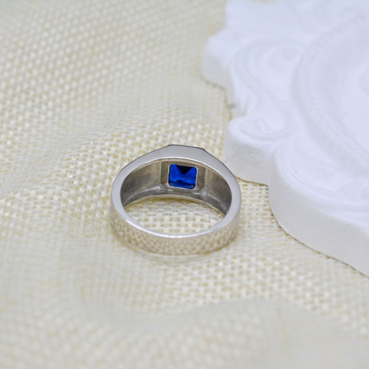 Fashionable All - match High - grade Blue Gemstone Women's Ring - AmiraMart