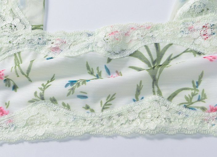 Front button zipper middle - aged women bra - AmiraMart