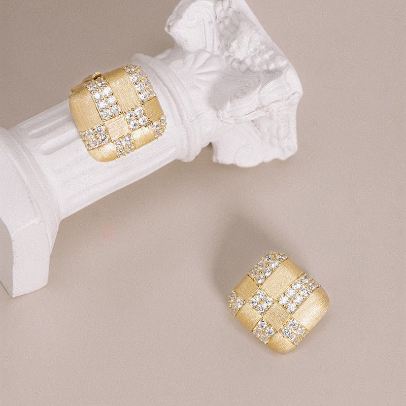 Geometric Diamond - embedded Square Ear Clip - AmiraMart