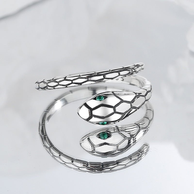 Green Snake Eye Ring | Bold & Mysterious Statement Jewelry - AmiraMart