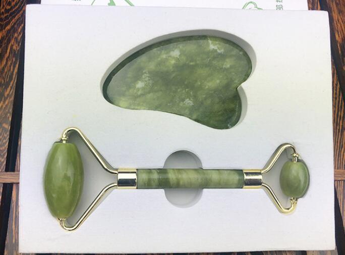 Jade Roll Massager Relieves Facial Tension - AmiraMart