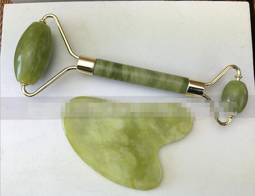 Jade Roll Massager Relieves Facial Tension - AmiraMart