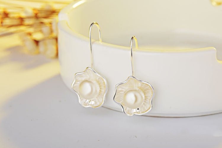 Ladies Silver Pearl Lotus Earrings - AmiraMart