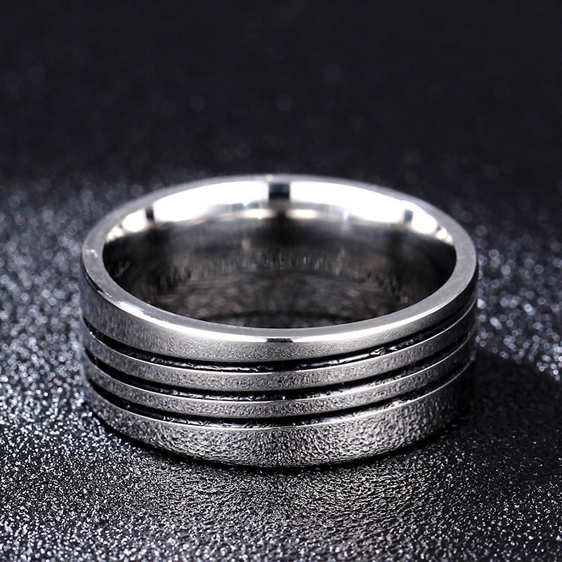 Mens And Womens Triangle Titanium Ring - AmiraMart