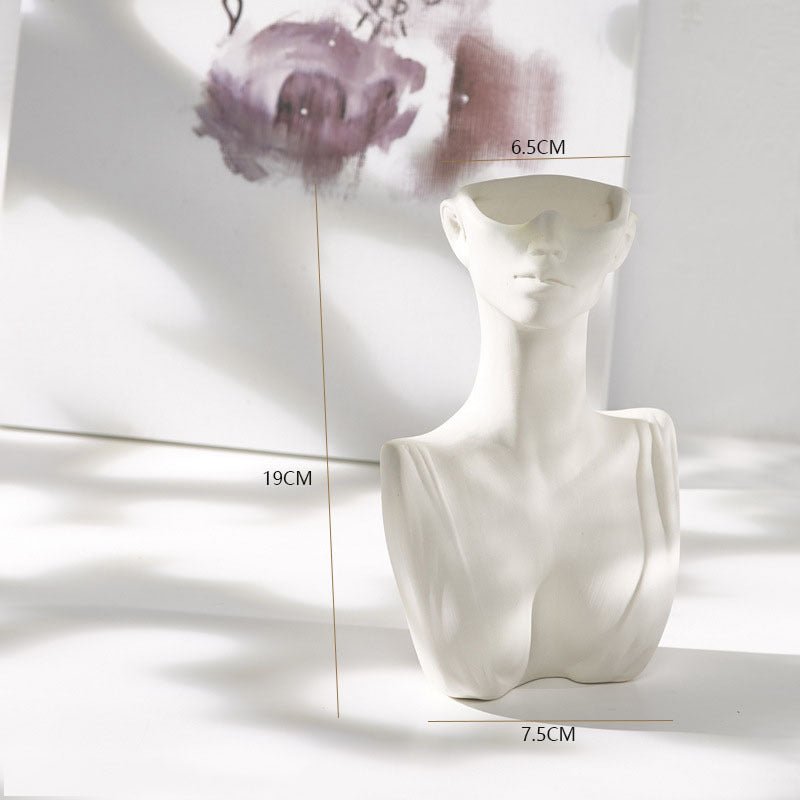 Nordic Body Ceramic Vase - AmiraMart