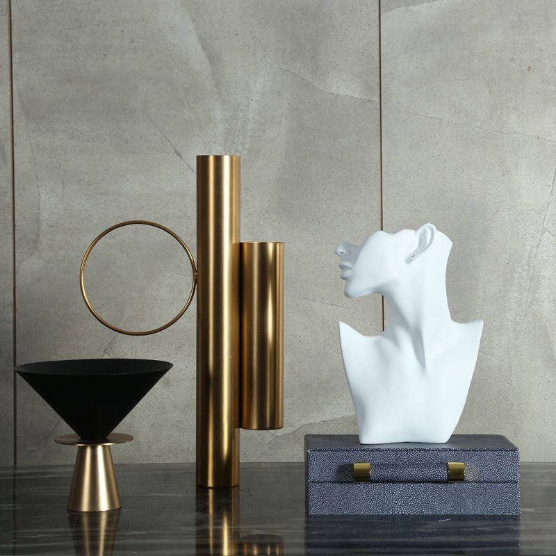 Nordic Body Ceramic Vase - AmiraMart