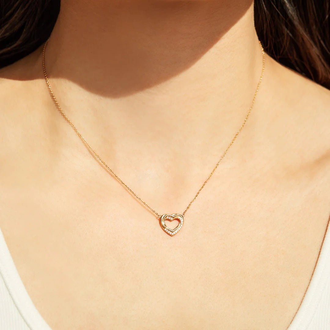 Overlapping Double Hollow Heart Necklace - AmiraMart