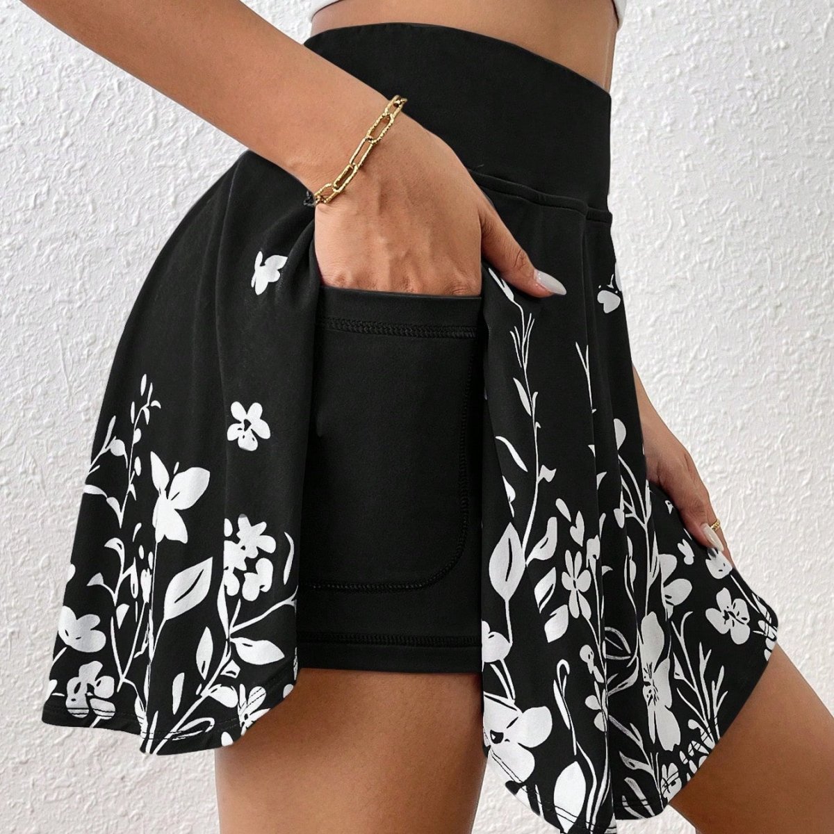 Pocket Minimalist Flower Printed Shorts With Pockets Shorts Inside Out Back To School Outfits - AmiraMart
