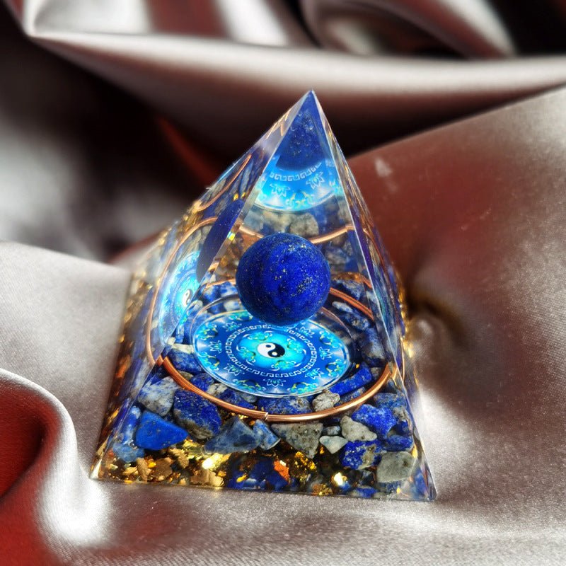 Resin Gossip Figure Pyramid Ornament - AmiraMart