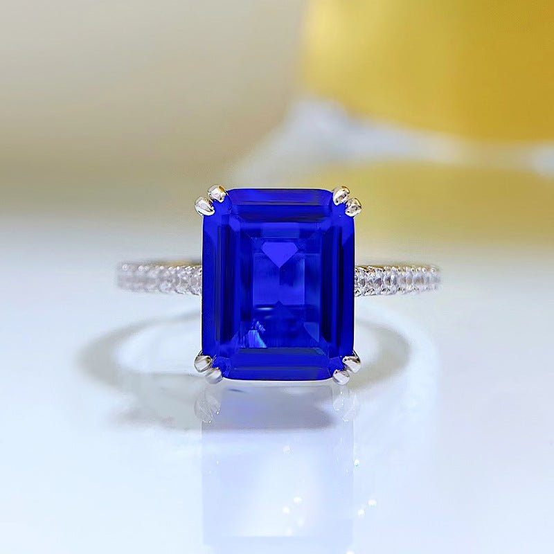 Retro Rectangular Car Flat 810 Emerald Women's Ring - AmiraMart