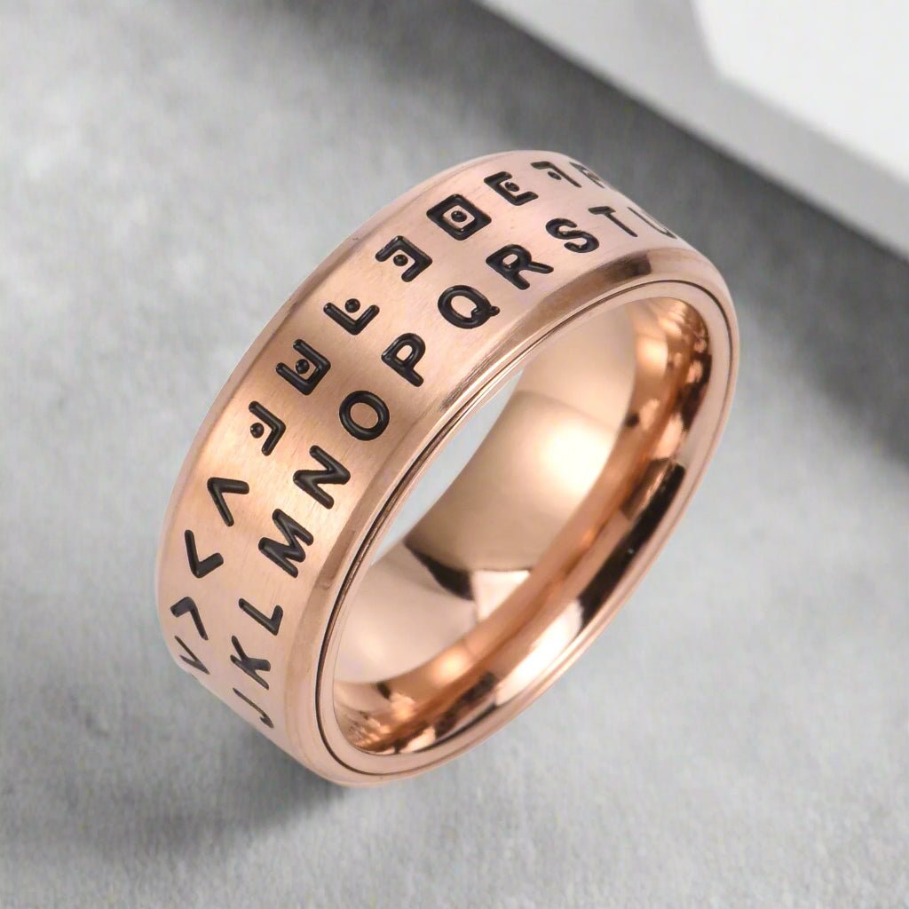 Rotating Letter Men's Gold Ring | Domineering Trend - AmiraMart