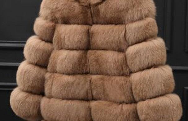 Short faux fur coat female - AmiraMart