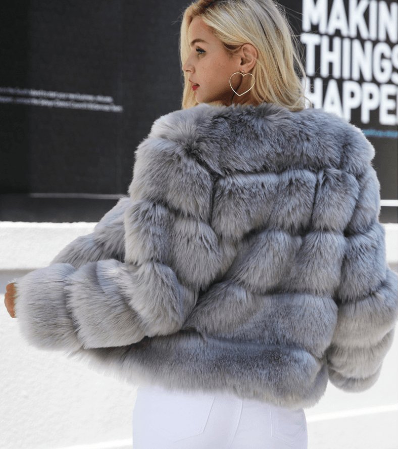 Short faux fur coat female - AmiraMart