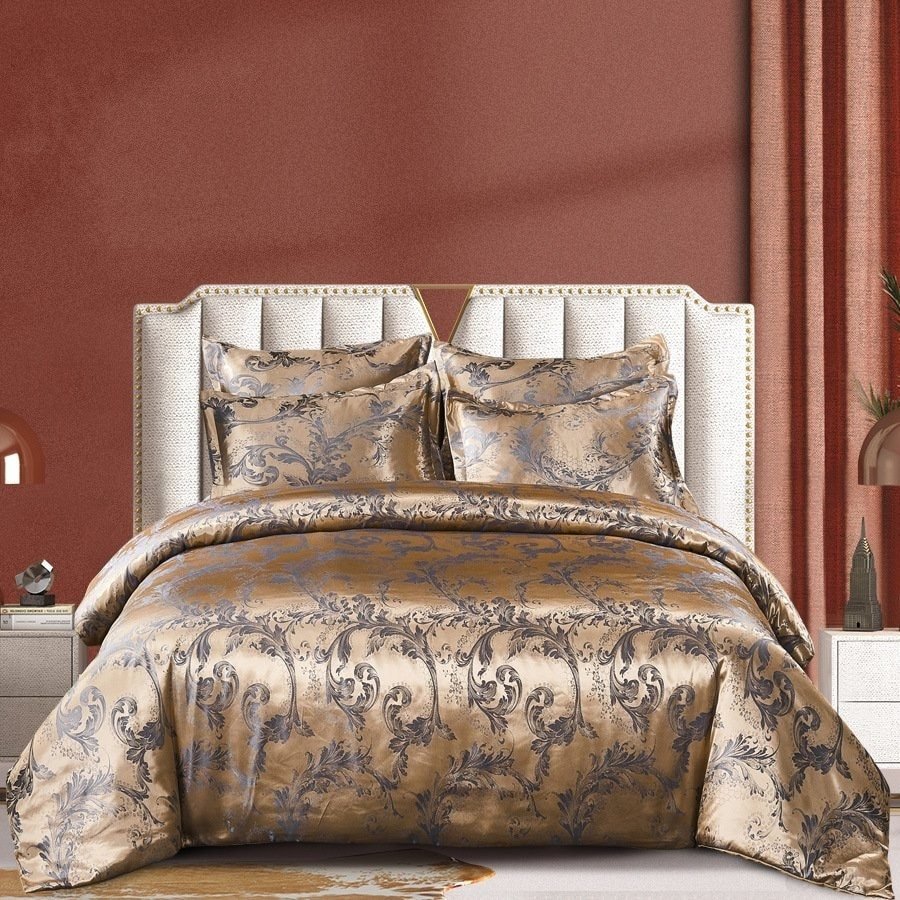 Three - piece bedding set - AmiraMart
