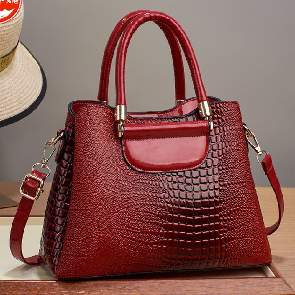 Women's Fashion Shoulder Messenger Bag - AmiraMart