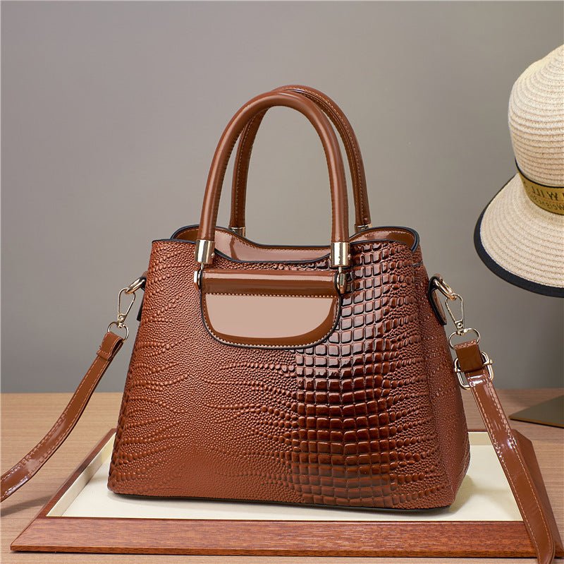 Women's Fashion Shoulder Messenger Bag - AmiraMart