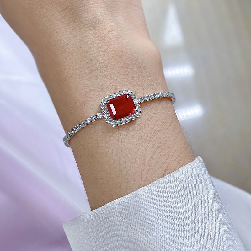 ynthetic 810 Emerald Bracelet - AmiraMart